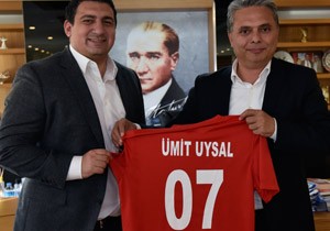 AntalyaSpor Ynetiminden Bakan Uysal a Ziyaret