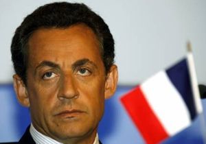 Kaddafinin Olu: Sarkozy Paramz Ald