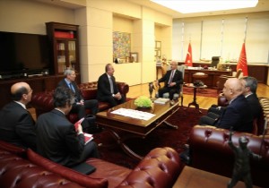 Bakan Çavuşoğlu Libya tezkeresi için Kılıçdaroğlunu Bilgilendirdi