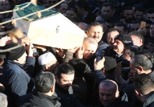Cumhurbaşkanı Erdoğan, Elazığ’da incelemelerde bulundu,cenaze törenine katıldı