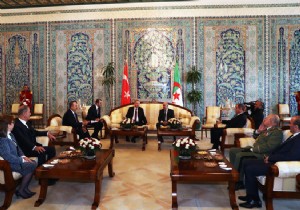 Cumhurbaşkanı Erdoğan, Cezayir Cumhurbaşkanı Tebbun ile ortak basın toplantısı düzenledi