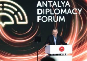 Erdoan  Antalya Diplomasi Forumu nda Konutu