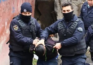 Ankara Alada da Polise Ate Ald