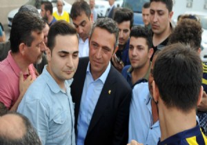 Fenerbahçeli Taraftarlar dan Ali Koç a Büyük İlgi