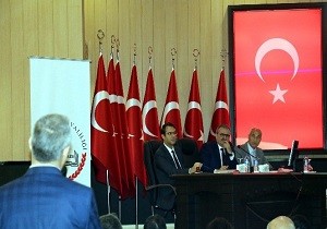 Vali Karaloğlu 2018 Yılı İlk İl Koordinasyon Toplantısı na Başkanlık Etti