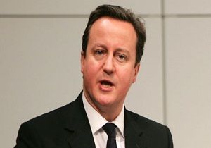 Cameron: Nato Belirli Kiileri Hedef Almyor