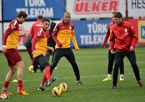 Galatasaray da Derbi Hazrlklar Sryor