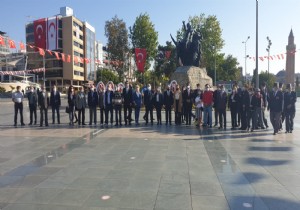 KKTC nin Kuruluş Yıldönümü Antalya da Törenle Kutlandı