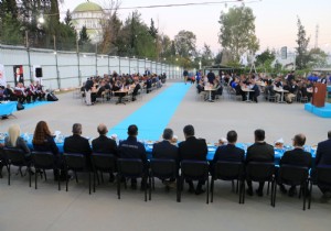 Antalya Protokolü Cezaevinde Hükümlülerle İftar Yaptı