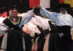 Lefkoa Halk Danslar Festivali Devam Ediyor