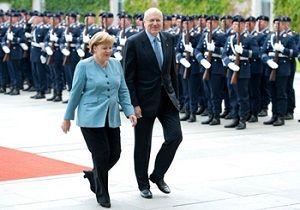 Merkel, Lbnan Babakan Mikati ile Grt