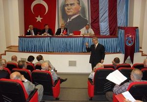 Trabzonspor Asbakan Nevzat akar dan Transfer Deerlendirmesi
