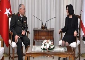 1. Ordu Komutan Avsever Cumhuriyet Meclisi Bakan Siber i Ziyaret Etti
