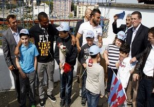 Trabzonsporlu Futbolcular rencileri Unutmad
