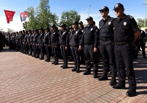 Cumhuriyet Meydan nda Trk Polis Tekilatnn 172nci Kurulu Yl Dnm Kutlamalar