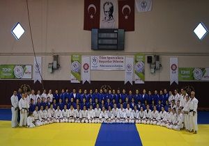 mit Milli Bayan Judo Takm Trabzonda alt