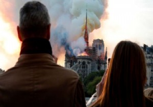 Notre-Dame yangını üzüntü yarattı