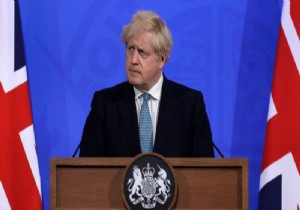İngiltere Başbakanı Johnson: Hindistan varyantı normalleşme sürecini olumsuz etkileyebilir