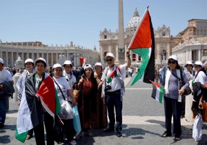 Vatikan Filistin i Devlet Olarak Tand