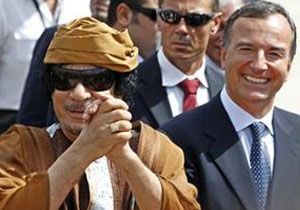 Kaddafi nin Gen Kzlar slam a armas Tepki Toplad