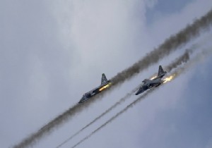 Rus Jetleri Suriye ye Bomba Yağdırıyor