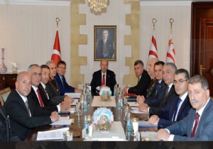 KKTC Cumhurbaşkanı Tatar Başkanlığında Özel Sorunlar Toplantısı