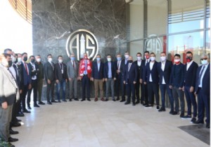 Antalyaspor Olağan Kurulunda Mustafa Yılmaz Tek Listeyle Yönetimde