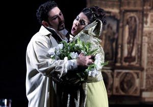  Tosca  Operas Seyirci le Buluuyor 