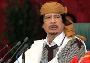 Kaddafi Hastanelerde Saklanyor