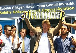 Fenerbahenin Yeni Yldz Kuyt, stanbulda