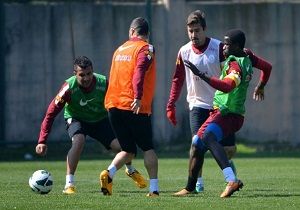 Galatasaray, stanbul Bykehir Belediyespor Ma  Hazrlklarn Srdryor