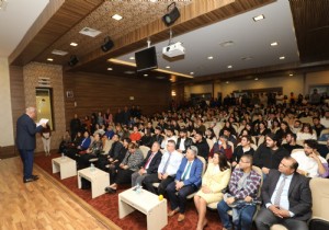 Akdeniz niversitesinde Corafi aretler ve Trkiye Uygulamalar Konferans