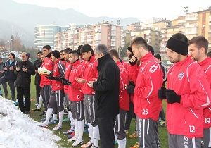 Kardemir D. Karabkspor da Kurban Kesimi