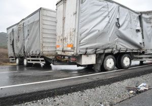 Akhisar da Trafik Kazas:1 l