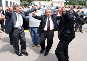 Konyaalt Belediyesi nde Davul Zurnal Kutlama