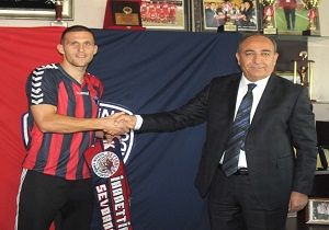 Mersin dman Yurdu nda Milan Mitrovi Sevinci