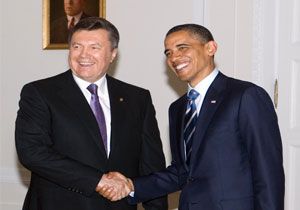 Yanukovi ile Obama Varova da Bir Araya Geldi