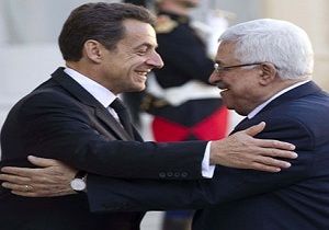 Sarkozy ve Abbas Elysee Saraynda Bir Araya Geldi