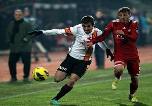 Aslan dan Derbi ncesi Galibiyet Sevinci