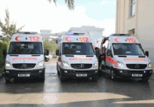 TC Salk Bakanl ndan KKTC ye 3 Tane Ambulans