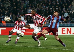 Trabzonspor Turu Zora Soktu