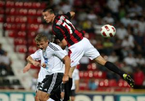 Gaziantepspor Legia Varova ya 1-0 Malup Oldu