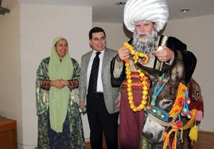 renciler Nasreddin Hoca le Buluuyor