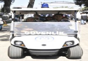 Mezarlkta Golf Arabal Servis