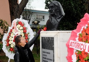 Zübeyde Hanım Antalya da Anıtı Başında Anıldı